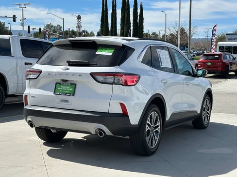 Used 2022 Ford Escape SEL FWD image 8
