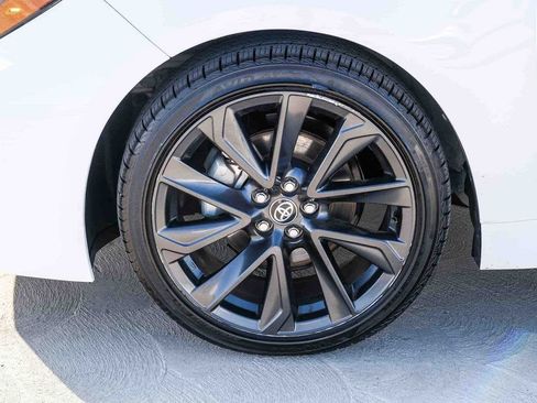 Used 2025 Toyota Corolla SE FWD image 10
