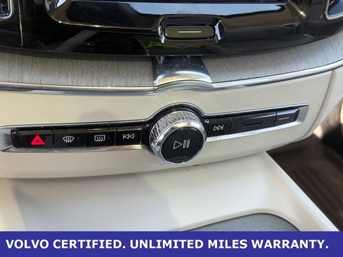 Certified 2023 Volvo XC60 T8 Plus w/ Climate Package image 22