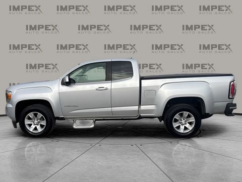 Used 2015 GMC Canyon SLE w/ SLE Convenience Package image 2