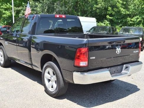 Used 2024 RAM 1500 Classic SLT AWD/4WD image 6