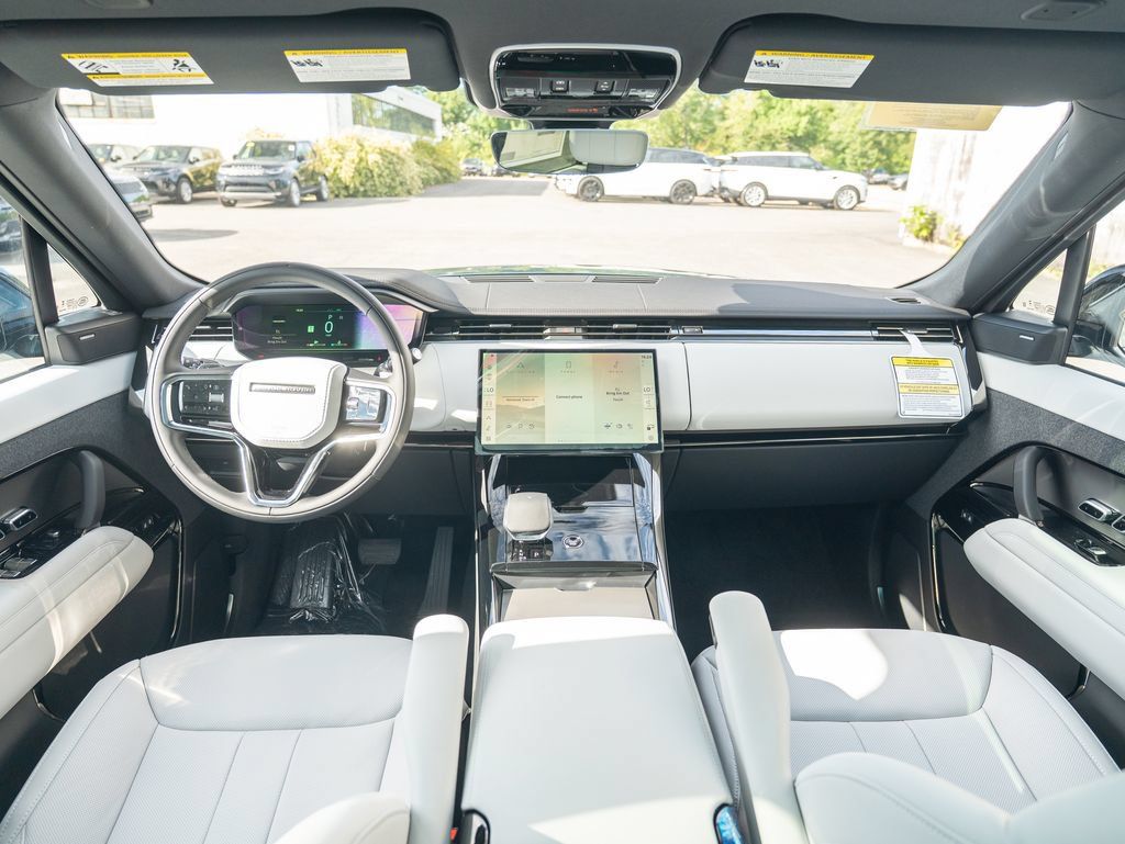 New 2027 Land Rover Range Rover Sport SE AWD/4WD image 17