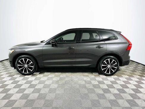 Used 2023 Volvo XC60 B5 Plus w/ Climate Package AWD/4WD image 4