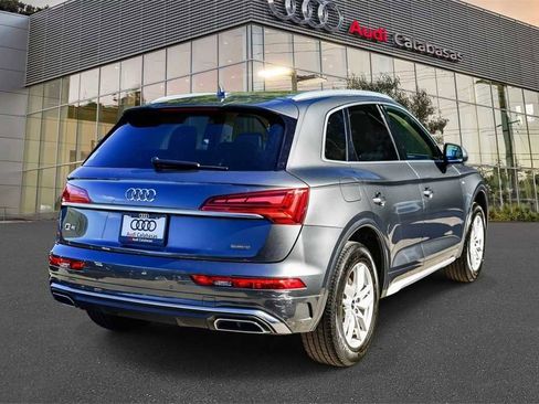 Used 2022 Audi Q5 2.0T Premium w/ Convenience Package image 4