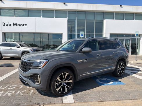 New 2026 Volkswagen Atlas SEL Premium R-Line AWD/4WD image 1