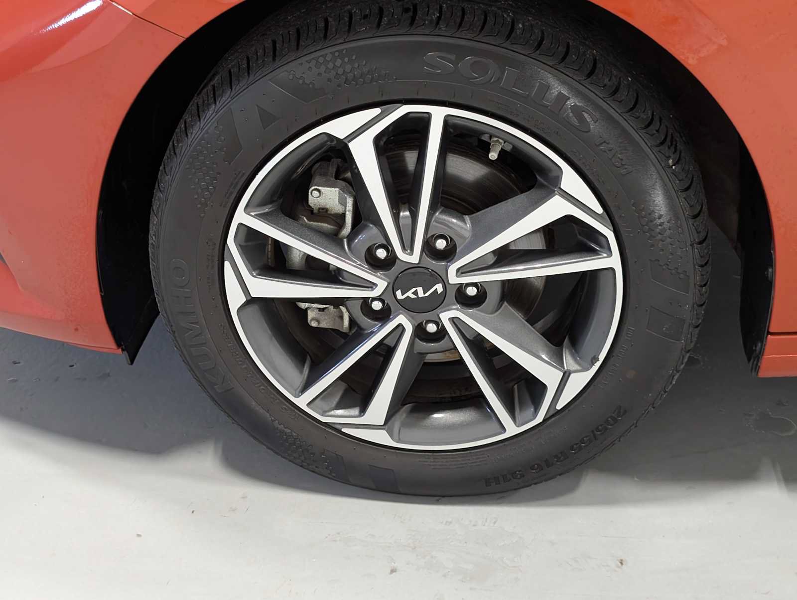 Certified 2023 Kia Forte LXS FWD image 4