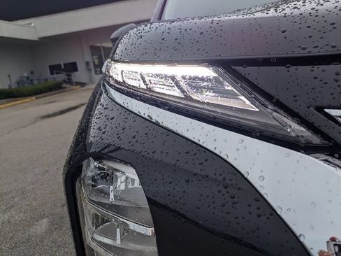 New 2026 Mitsubishi Outlander ES FWD image 10