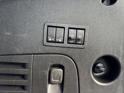 Used 2020 Cadillac Escalade Luxury image 38