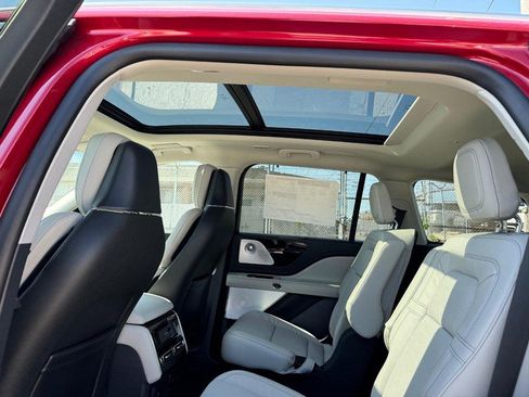 New 2025 Lincoln Aviator Reserve w/ Equipment Group 201A image 11