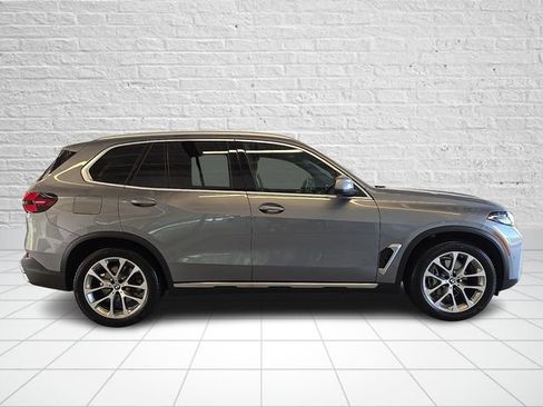 Used 2026 BMW X5 xDrive40i AWD/4WD image 7