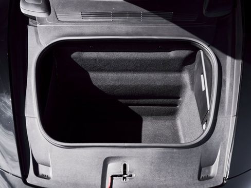 Used 2022 Porsche 911 Carrera 4 GTS w/ Premium Package image 19