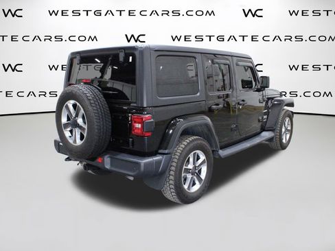 Used 2019 Jeep Wrangler Unlimited Sahara image 43