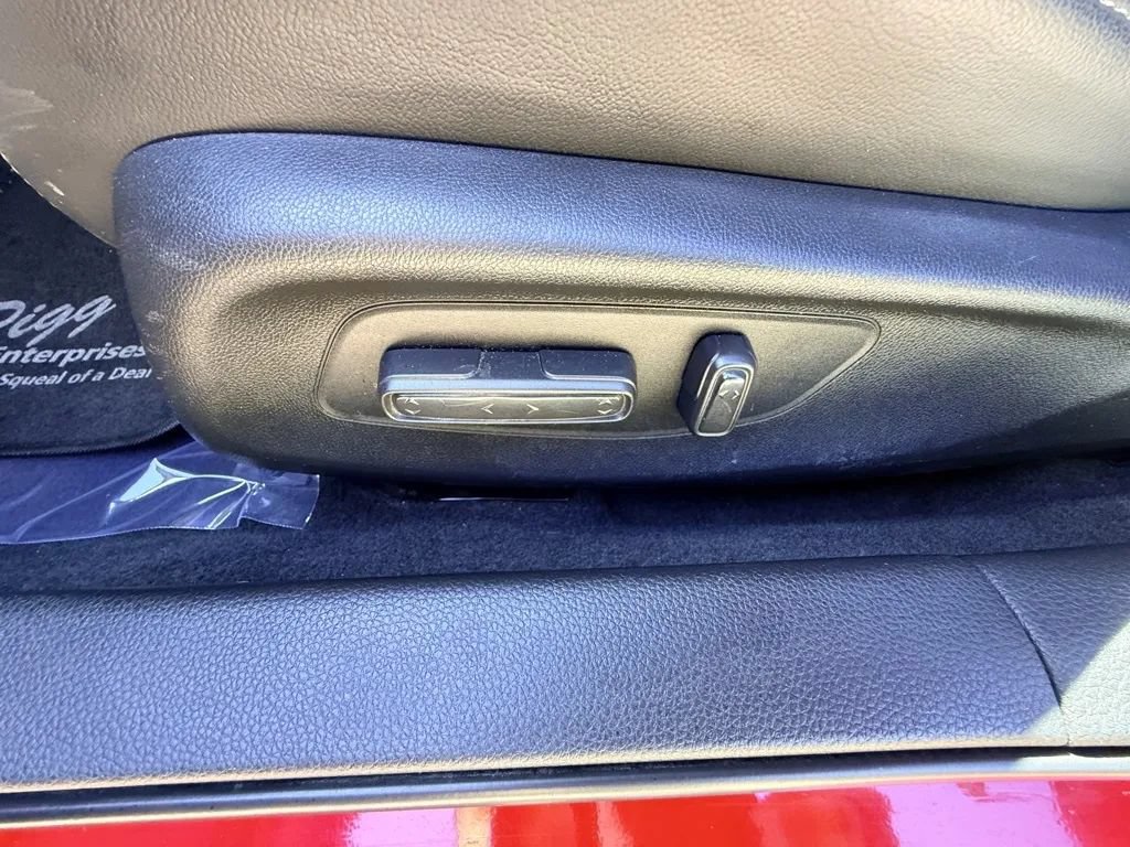 Used 2022 Honda Civic Touring image 16