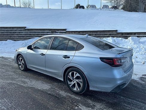 Used 2023 Subaru Legacy Premium image 6