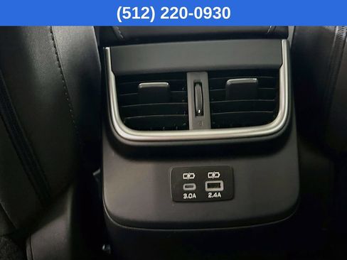 Used 2024 Subaru Outback Premium AWD/4WD image 32