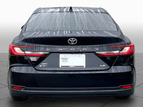 Used 2025 Toyota Camry LE AWD/4WD image 5