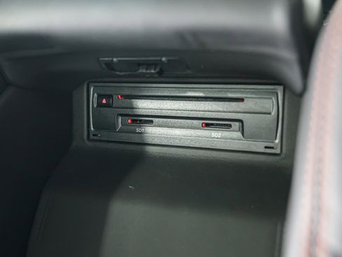 Used 2013 Bentley Mulsanne image 31