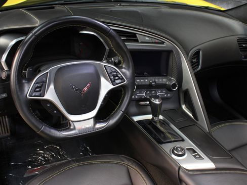 Used 2016 Chevrolet Corvette Z06 w/ 3LZ Preferred Equipment Group image 39