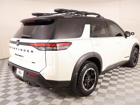 Used 2023 Nissan Pathfinder Rock Creek image 21