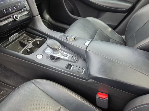 Used 2019 INFINITI QX50 Essential w/ Premium Heat Package AWD/4WD image 10