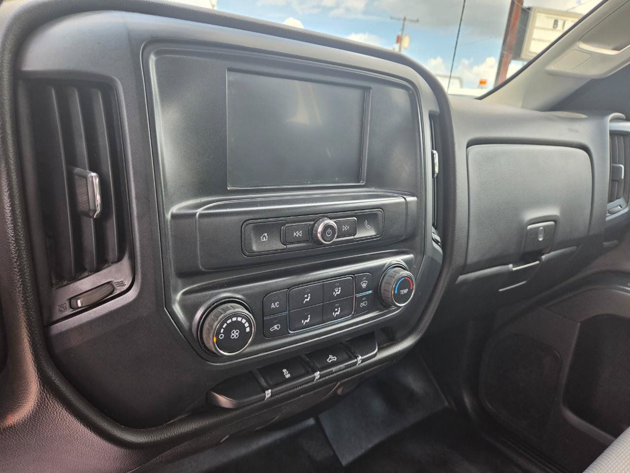 Used 2018 Chevrolet Silverado 2500 W/T RWD image 15