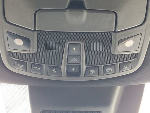 Used 2019 Lincoln Navigator Reserve AWD/4WD image 31