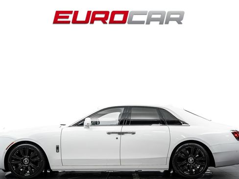 Used 2021 Rolls-Royce Ghost AWD/4WD image 2