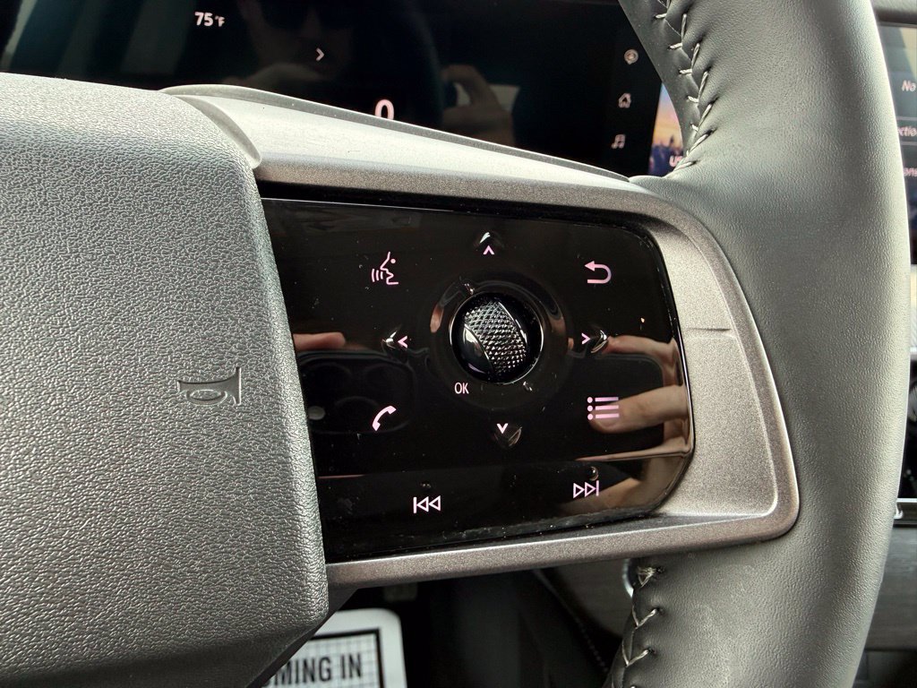 Used 2025 Nissan Murano SV AWD/4WD image 21