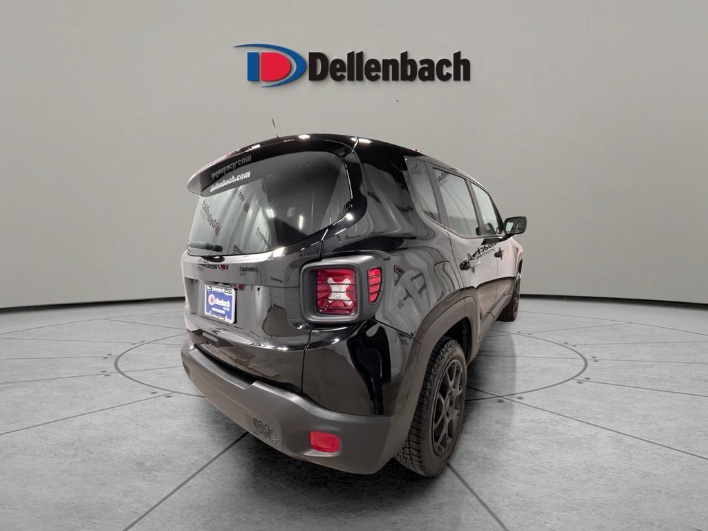 Used 2023 Jeep Renegade Latitude AWD/4WD image 5