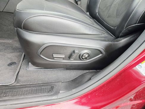 Used 2024 Jeep Grand Cherokee Altitude image 37