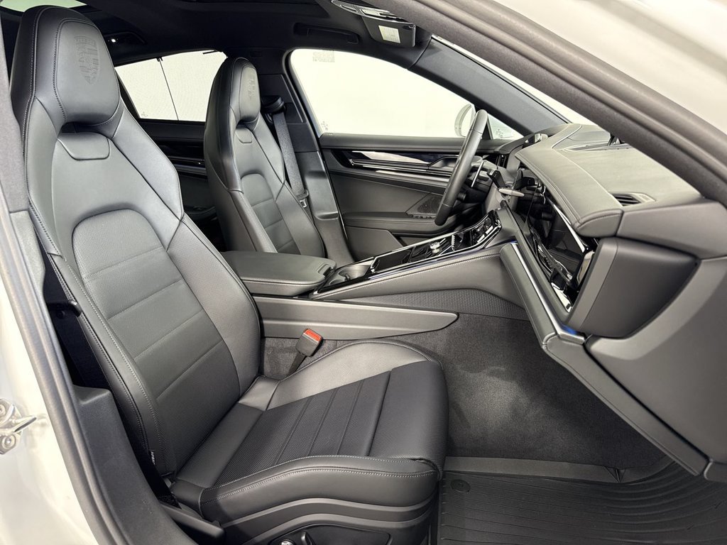 New 2026 Porsche Panamera RWD image 24