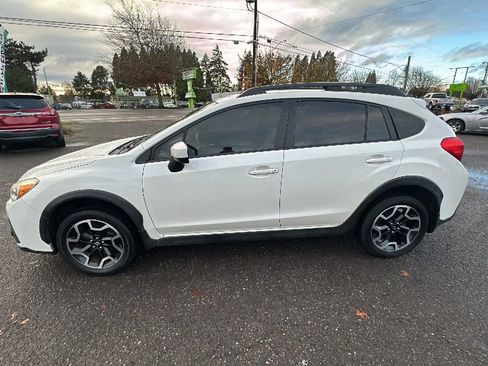 Used 2017 Subaru Crosstrek 2.0i Premium image 7