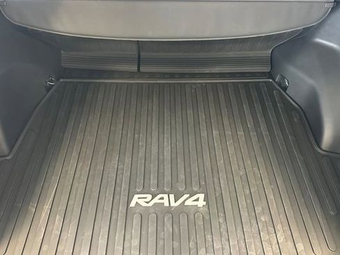 Used 2025 Toyota RAV4 LE FWD image 17