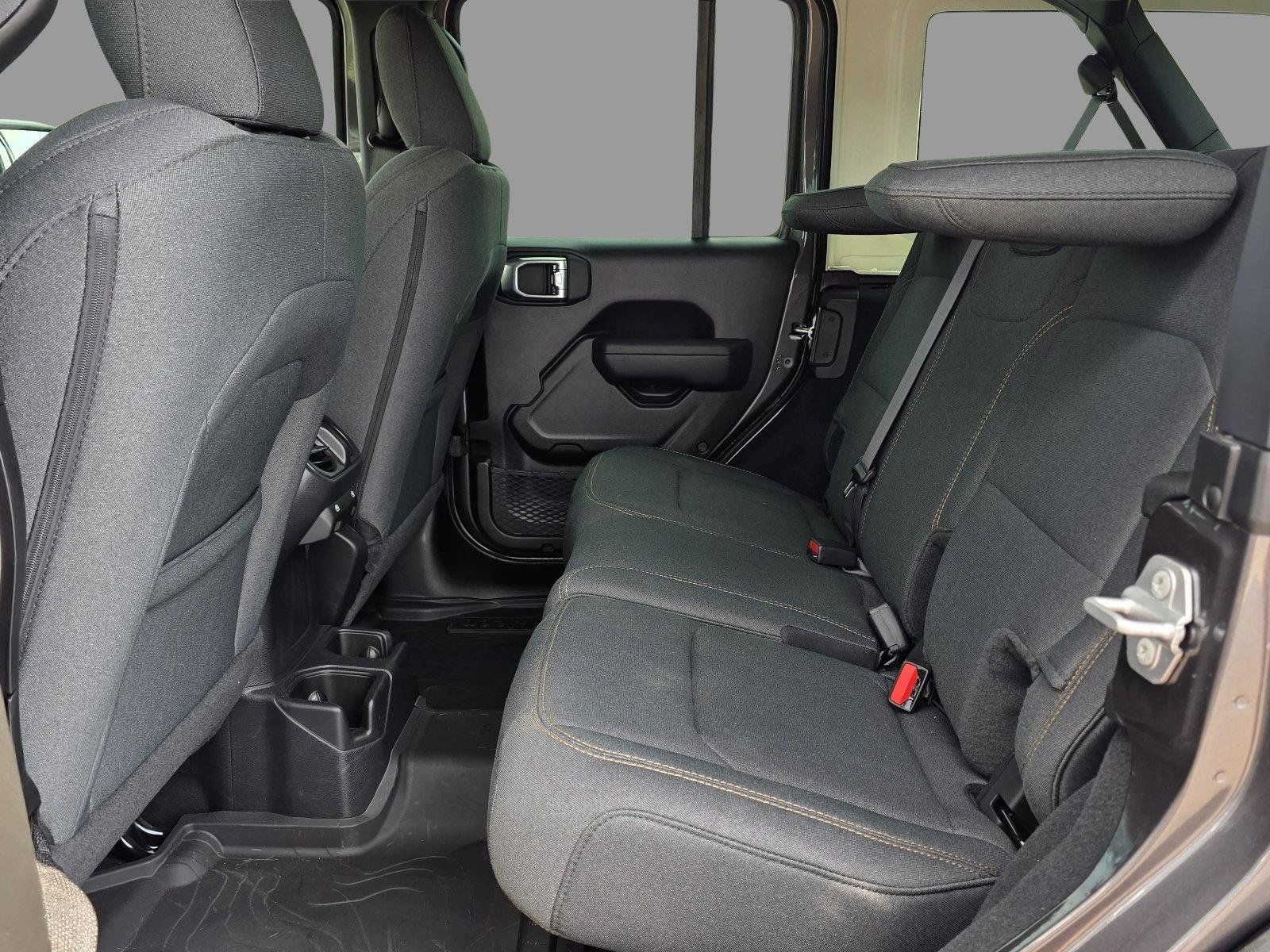 Used 2026 Jeep Wrangler Unlimited Sport AWD/4WD image 26