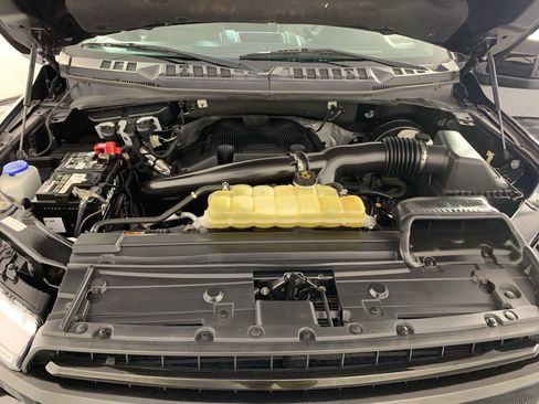 Used 2020 Ford F150 XLT RWD image 9