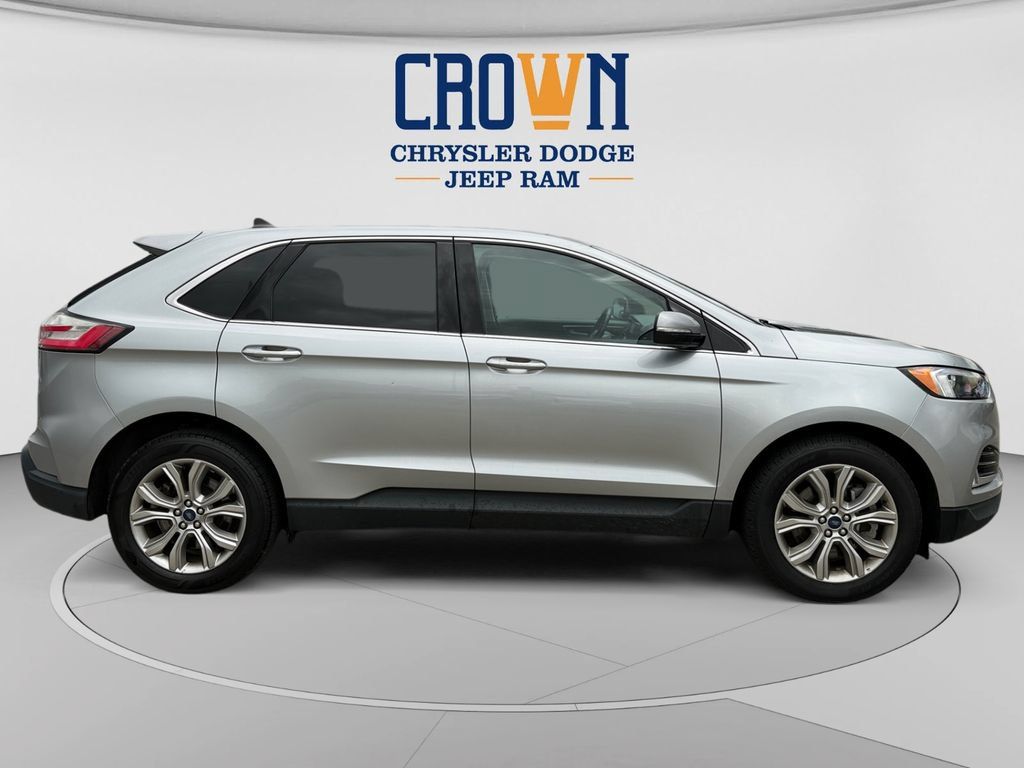 Used 2022 Ford Edge Titanium w/ Cargo Accessory Package AWD/4WD image 2