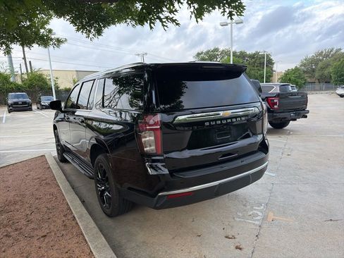 Used 2023 Chevrolet Suburban LS image 7