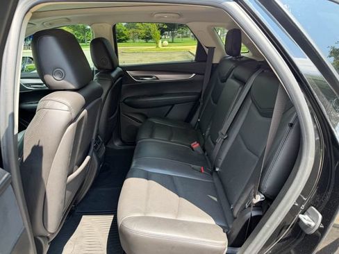 Used 2018 Cadillac XT5 Luxury AWD/4WD image 13