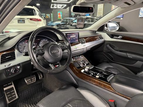 Used 2015 Audi S8 w/ S8 Driver Assistance Package AWD/4WD image 9