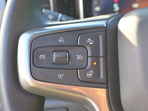 Used 2024 Chevrolet Silverado 2500 LT image 31