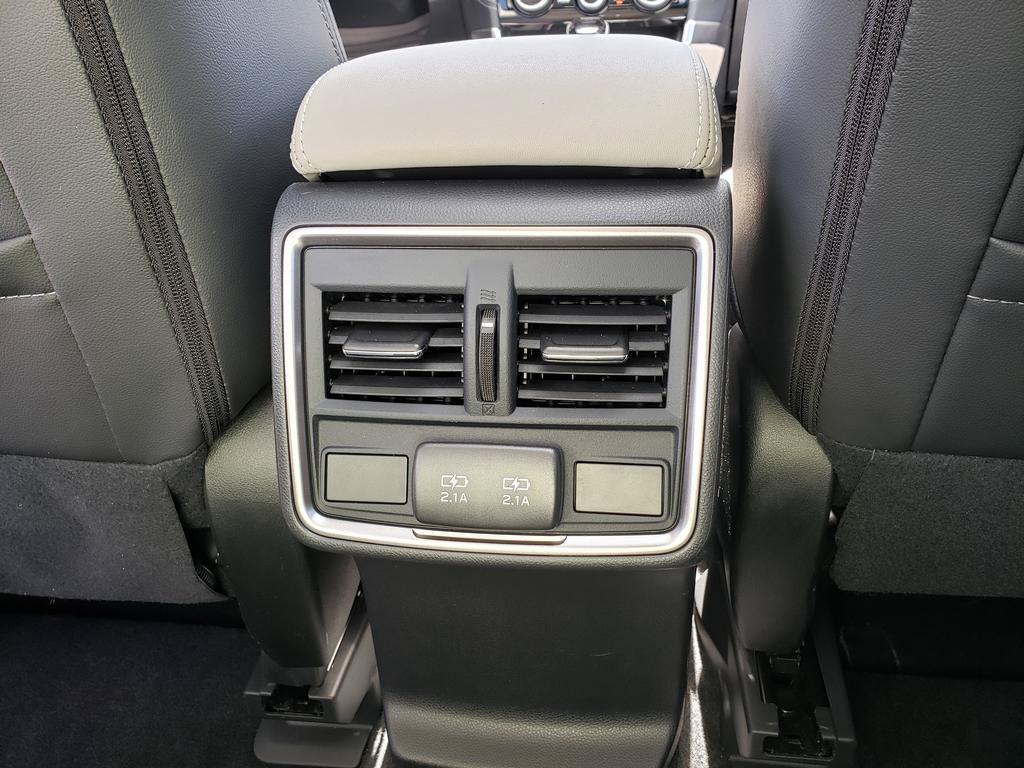 Used 2024 Subaru Forester Limited AWD/4WD image 14