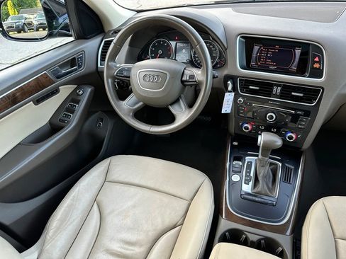 Used 2016 Audi Q5 2.0T Premium Plus w/ Premium Plus Package AWD/4WD image 12