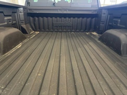 Certified 2024 Chevrolet Silverado 1500 High Country AWD/4WD image 41
