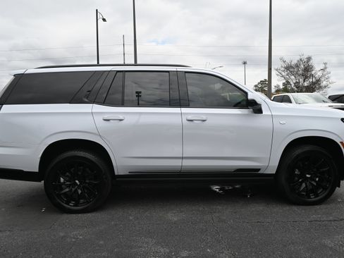 Used 2026 Cadillac Escalade Sport w/ LPO, ONYX Package image 19