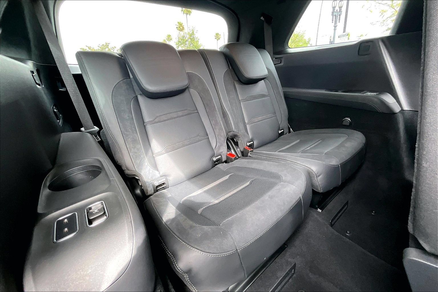 Used 2023 Mercedes-Benz GLS 63 AMG 4MATIC image 35