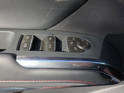 New 2026 Chevrolet Traverse RS w/ LPO, Floor Liner Package FWD image 30