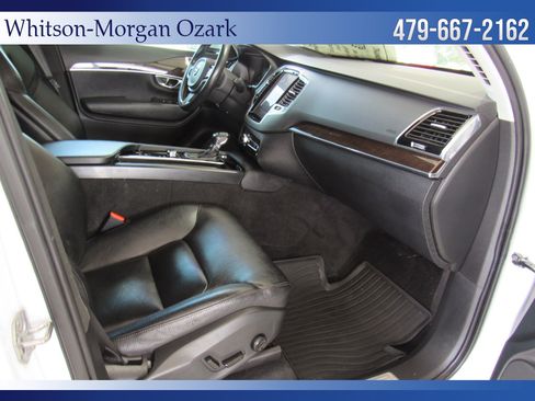 Used 2017 Volvo XC90 T6 Momentum w/ Vision Package AWD/4WD image 35