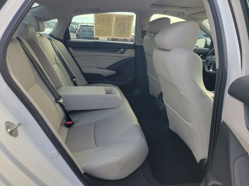 Used 2018 Honda Accord EX-L image 30