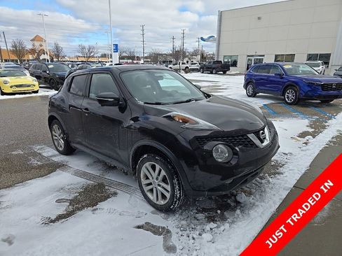 Used 2016 Nissan Juke SL image 2