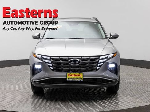Used 2024 Hyundai Tucson SEL w/ Convenience Package AWD/4WD image 2